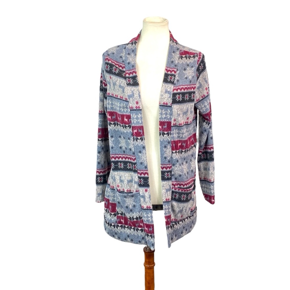 Woman’s Perfect Peach open front Christmas/winter  cardigan size L